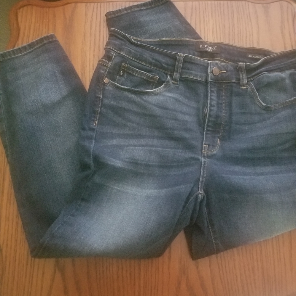 Judy Blue crop Jeans